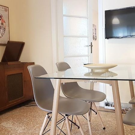 Errathens Vanilla Apartment - Athens Center Extérieur photo